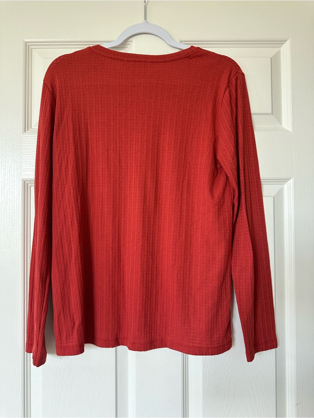 Gloria Vanderbilt Rust Burnt Orange Textured Henley Long Sleeve - Picture 4 of 4